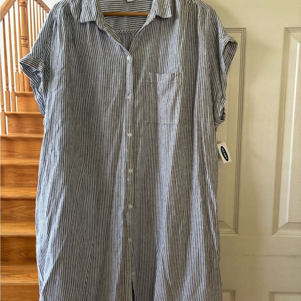 Old Navy Navy and White Striped Casual Dress